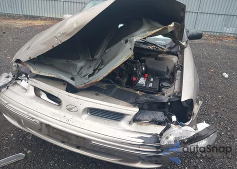 1998 Oldsmobile Cutlass Gls z USA, uszkodzony, nr VIN 1G3NG52M5W6307068